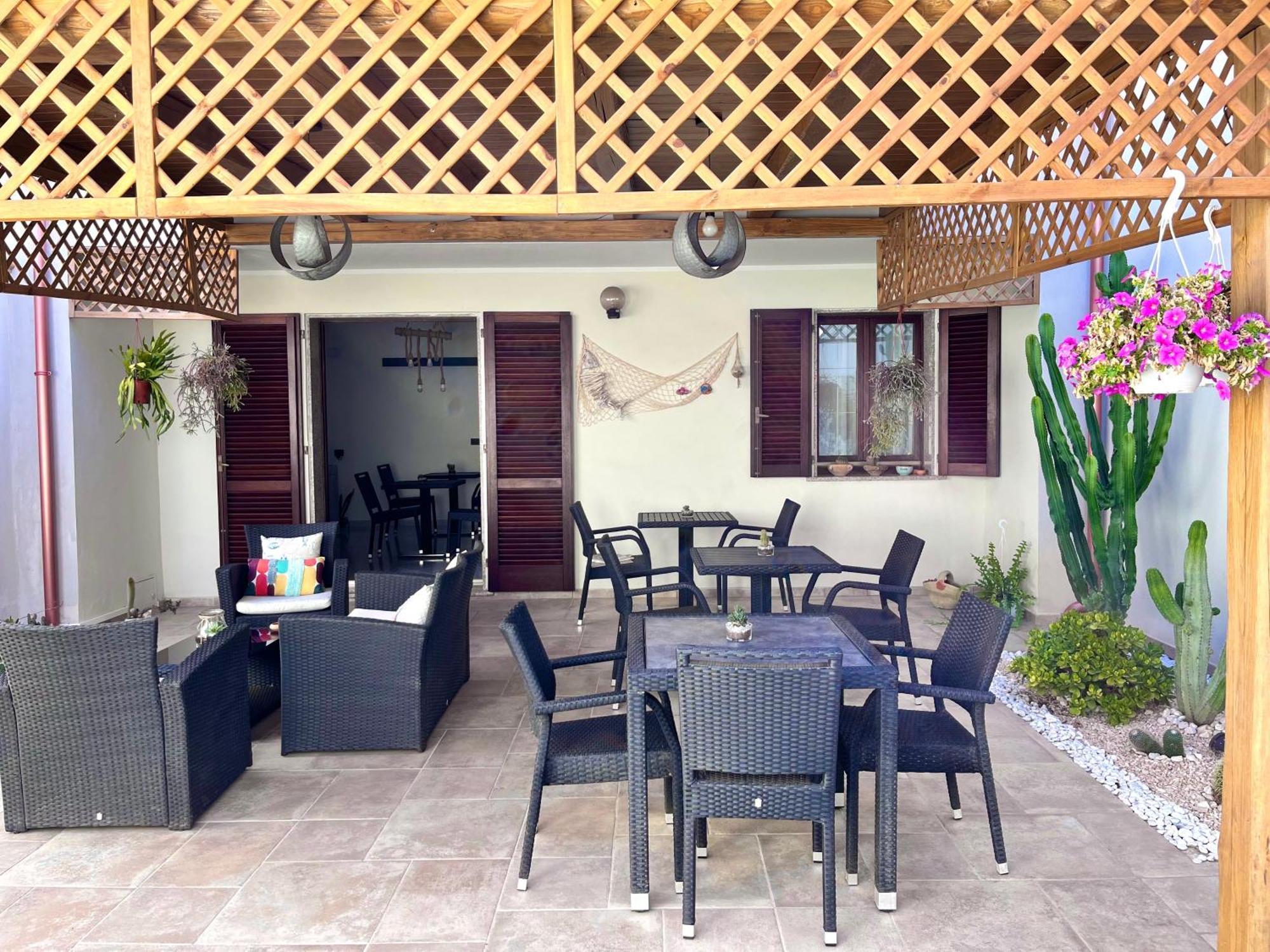 B&B I Colori Dell'Isola Porto Torres Zewnętrze zdjęcie